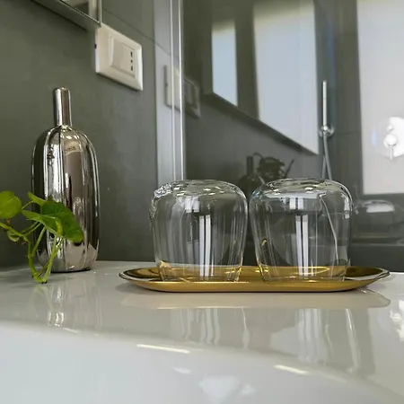 The 7th Apartment